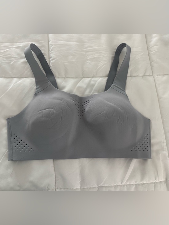 VSX Other - VSX Gray Activewear Sports Bra 
Size 38B